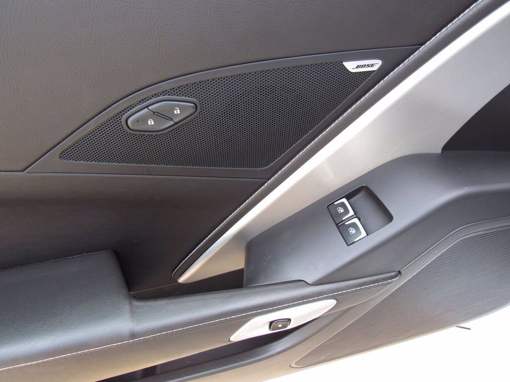 Used 2019 Chevrolet Corvette Stingray Coupe w/ Carbon Flash Badge Package image 10