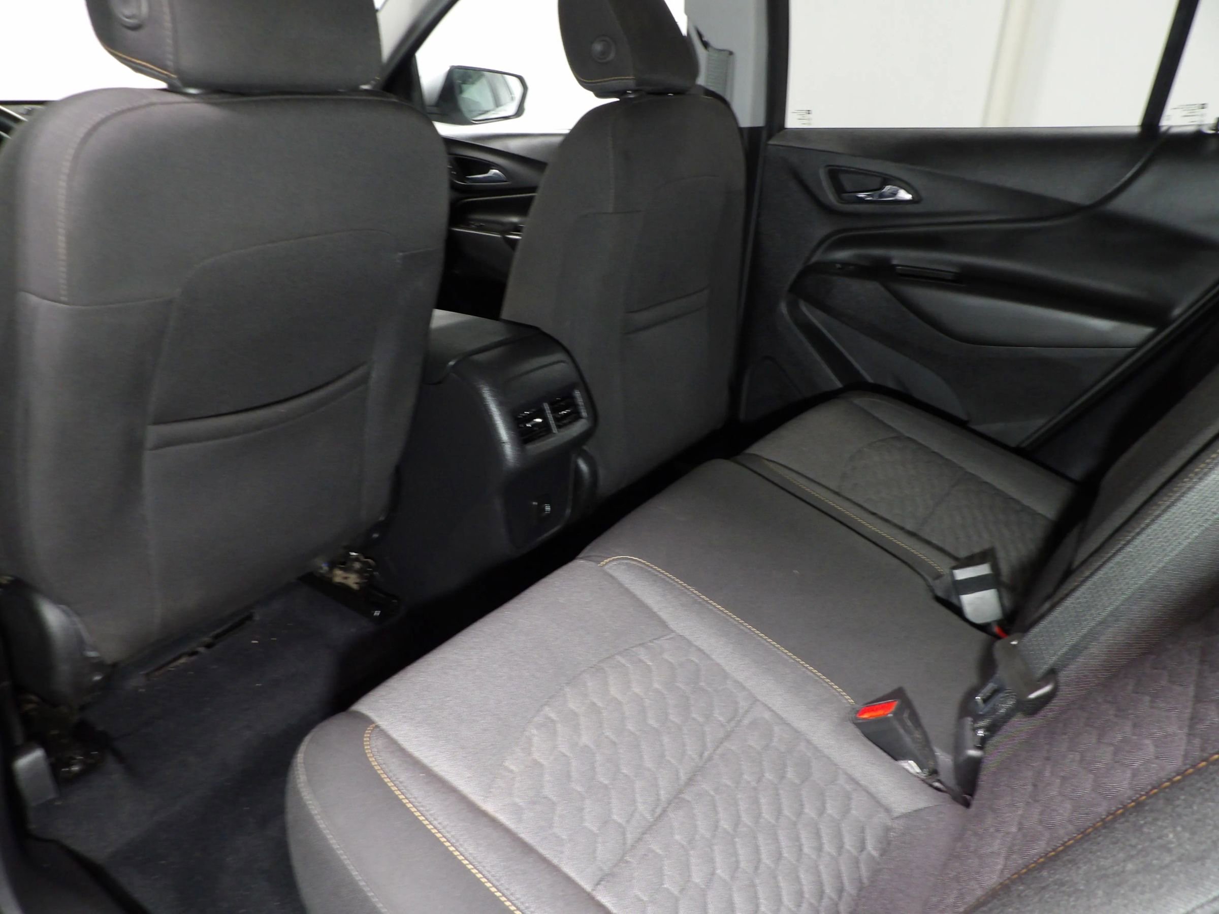 Used 2021 Chevrolet Equinox LT AWD/4WD image 11