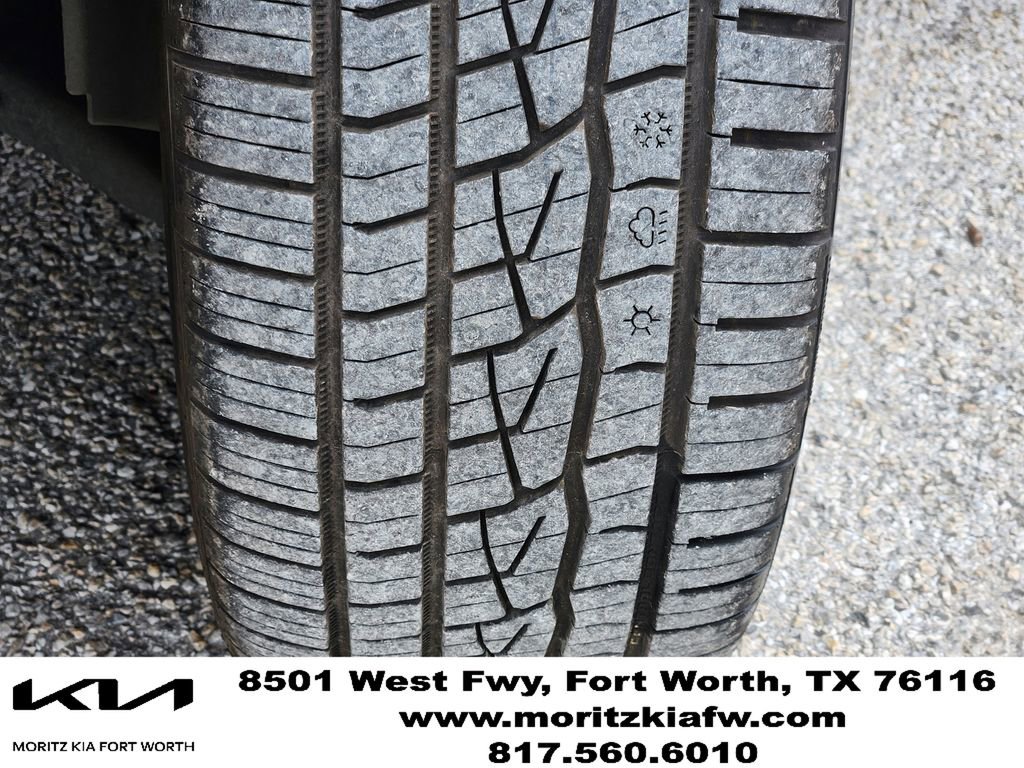 Used 2019 Jaguar E-PACE SE AWD/4WD image 10