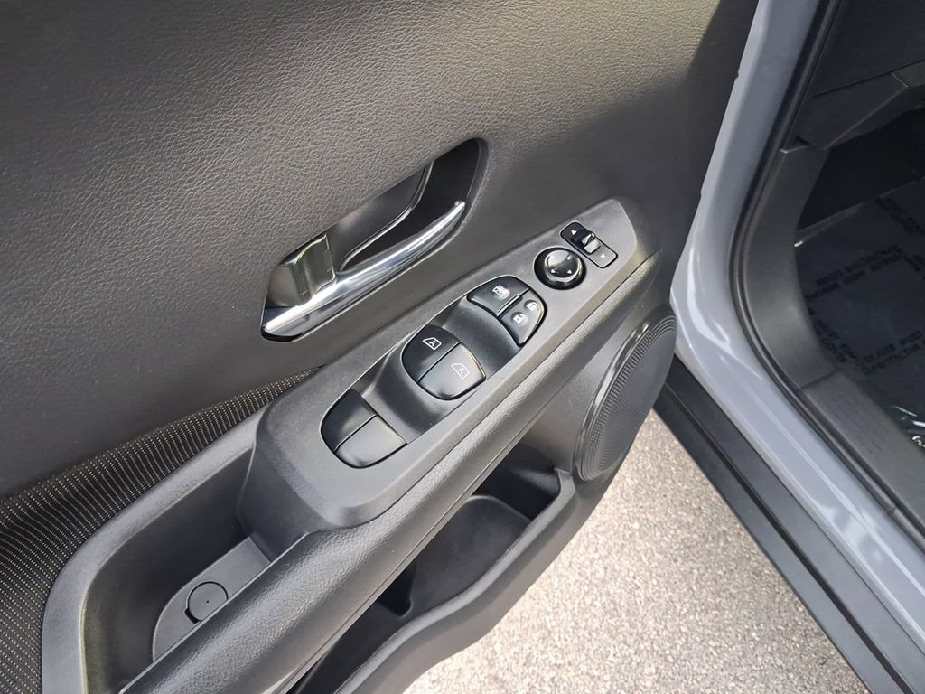 Certified 2023 Nissan Kicks SV FWD image 16