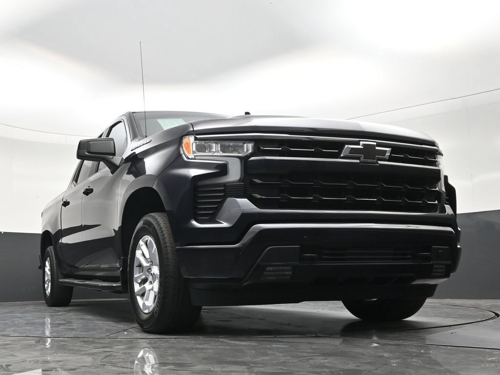 Used 2023 Chevrolet Silverado 1500 RST RWD image 27