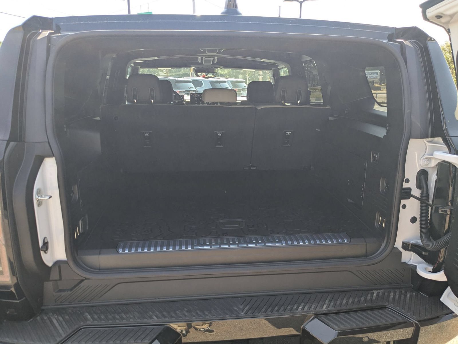New 2026 GMC Hummer EV SUV AWD/4WD image 4