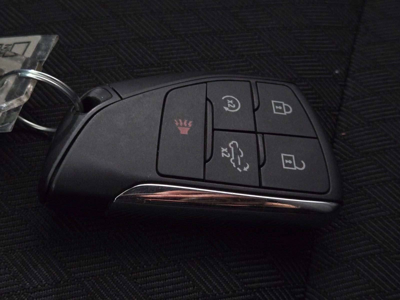 Used 2025 Chevrolet Silverado 2500 LT w/ Convenience Package image 26