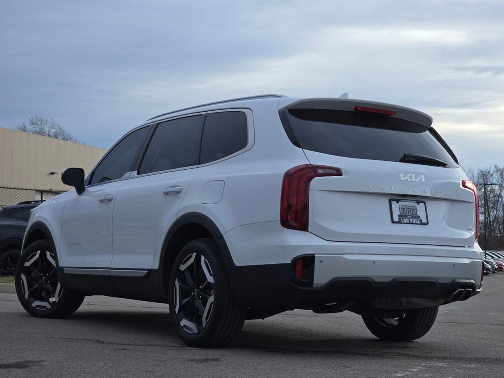 Used 2024 Kia Telluride S w/ S Sunroof Package image 16
