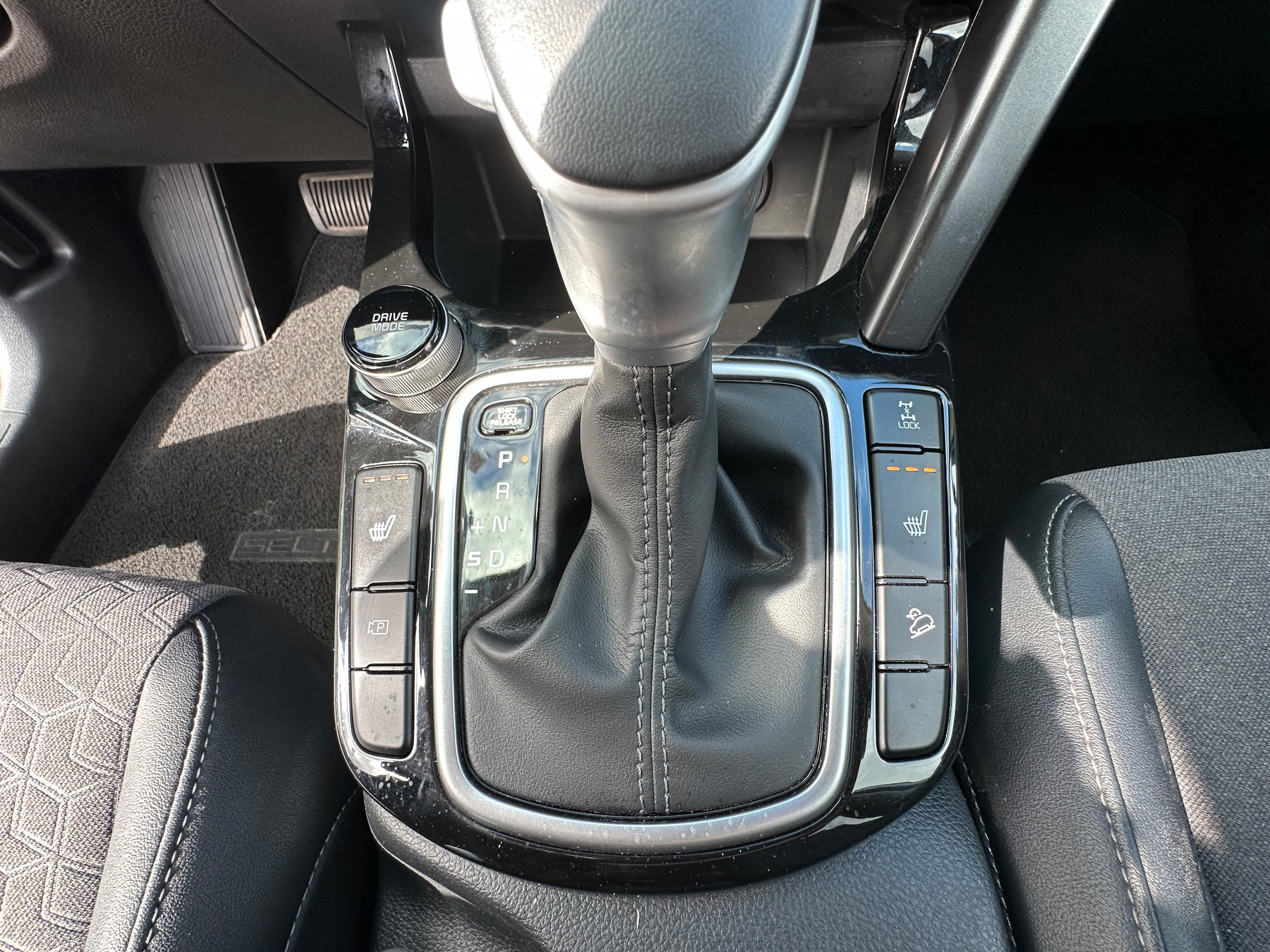 Used 2024 Kia Seltos S AWD/4WD image 25