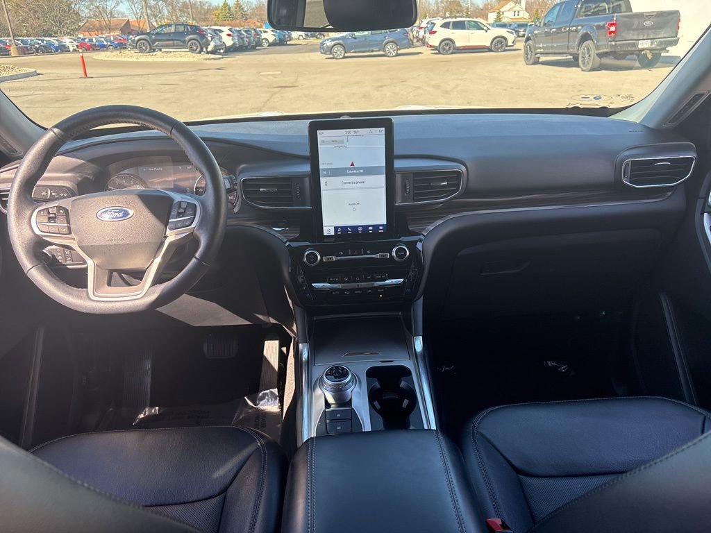 Used 2022 Ford Explorer Limited w/ Limited Technology Package image 14