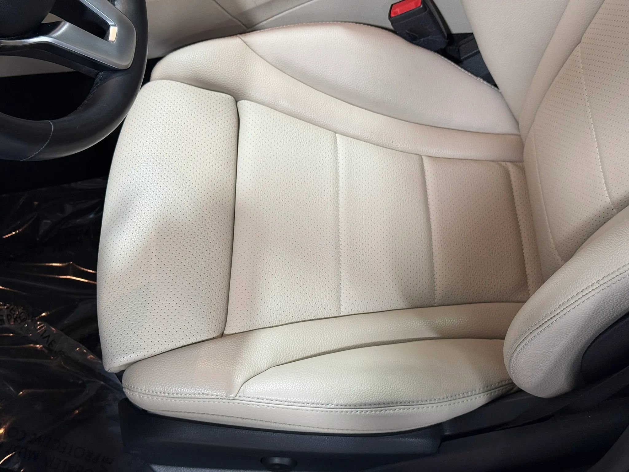 Used 2019 Mercedes-Benz C 300 4MATIC Sedan image 21