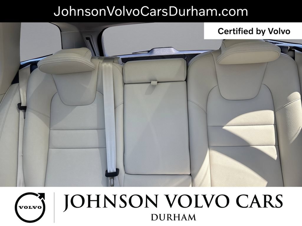 Certified 2025 Volvo V60 B5 Cross Country Plus AWD/4WD image 27