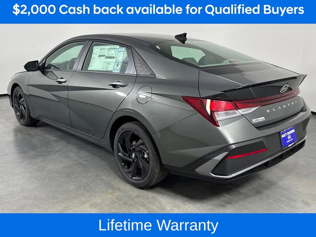 New 2026 Hyundai Elantra Sport image 3