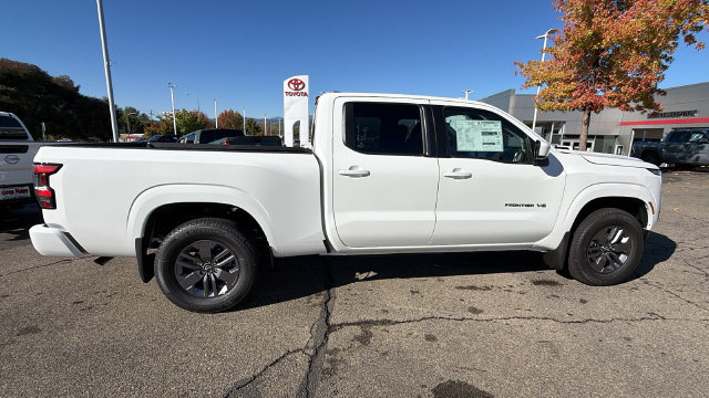 New 2027 Nissan Frontier SV w/ Tow Package AWD/4WD image 3