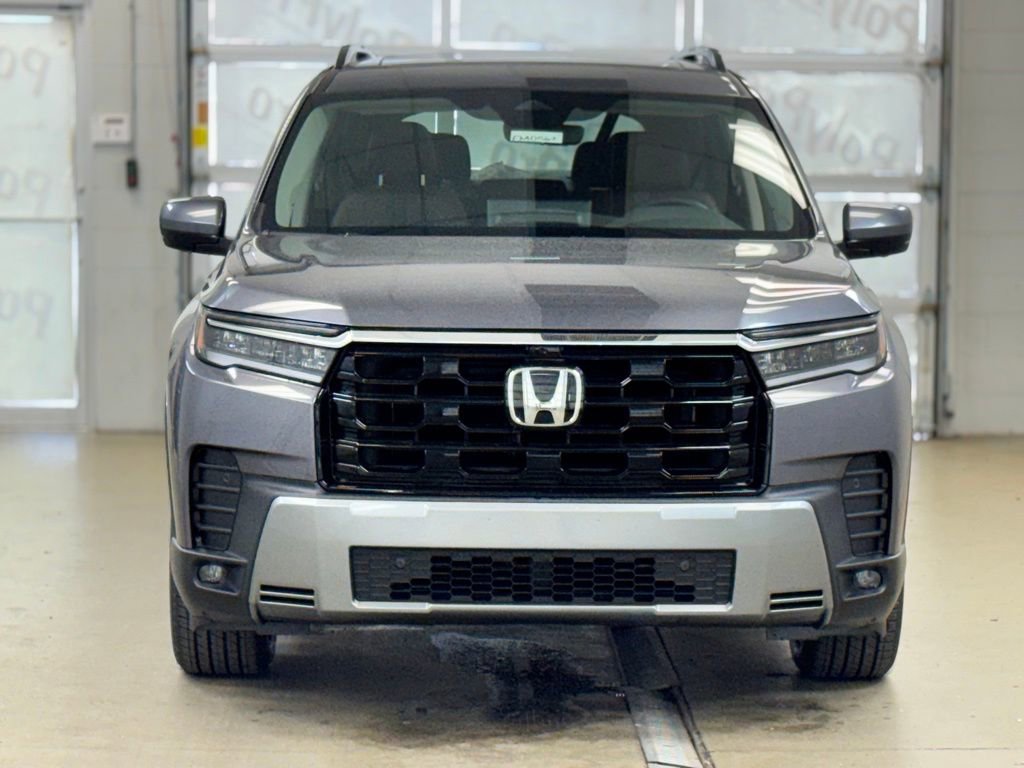 New 2026 Honda Pilot Touring image 2