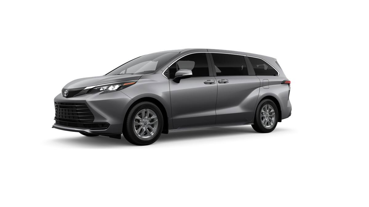 New 2026 Toyota Sienna LE image 2