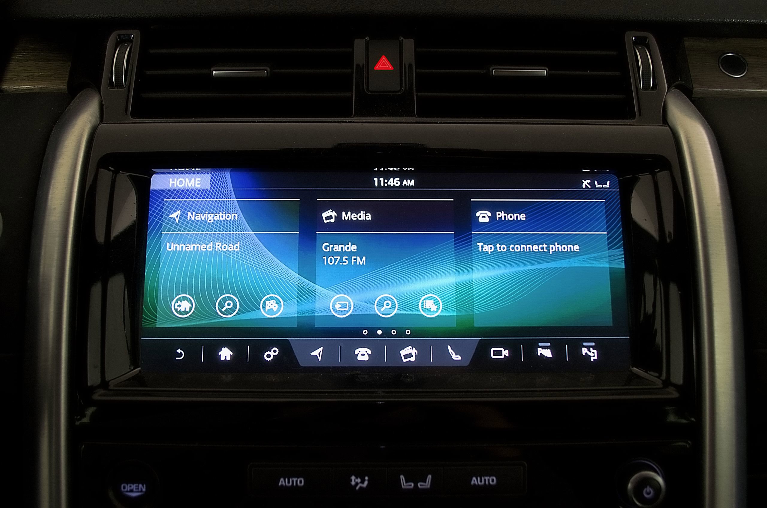 Used 2020 Land Rover Discovery HSE AWD/4WD image 19