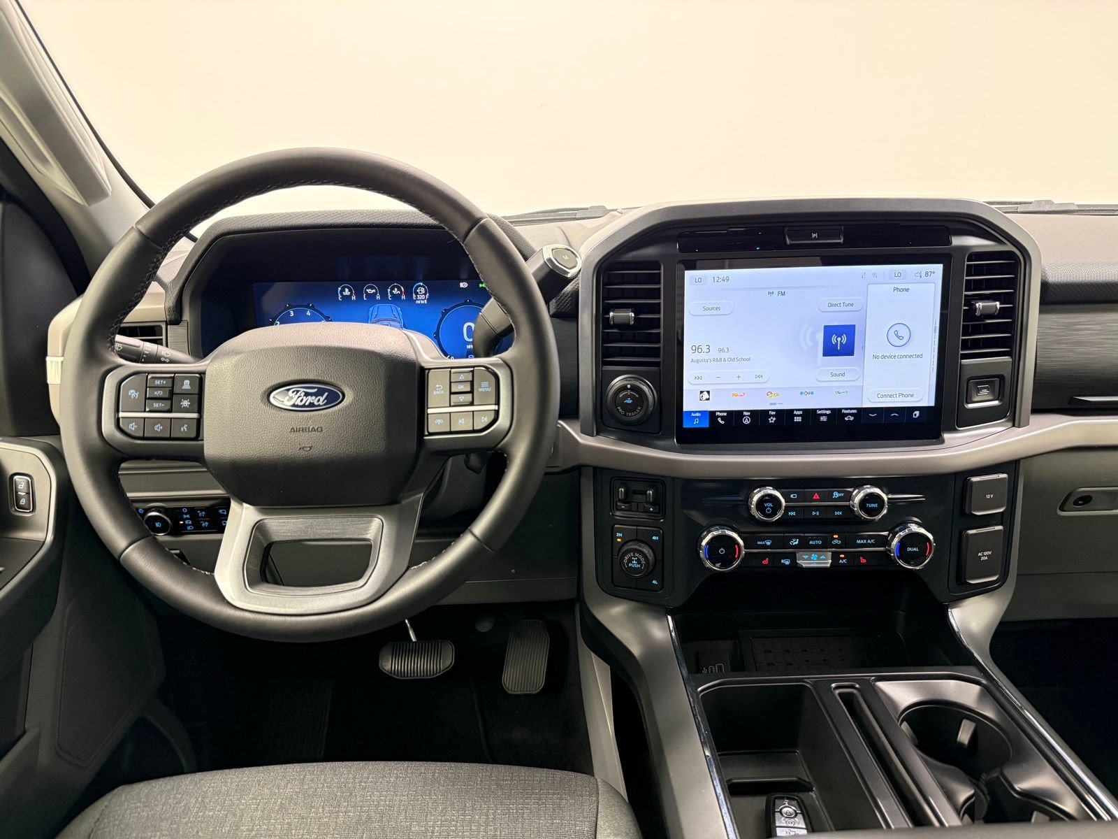 Used 2025 Ford F150 XLT w/ Equipment Group 302A MID AWD/4WD image 28
