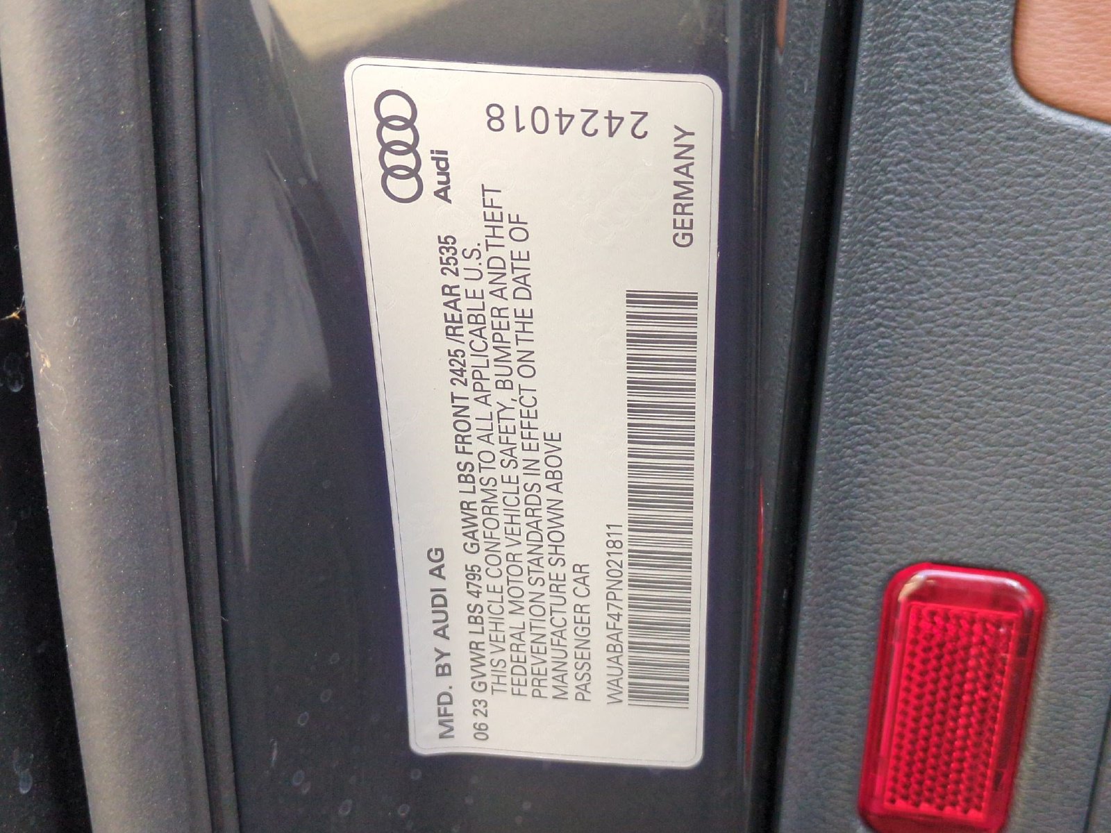 Used 2023 Audi A4 2.0T Premium w/ Convenience Package AWD/4WD image 17