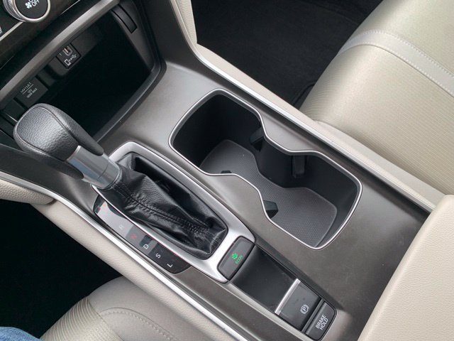Used 2020 Honda Accord EX image 33