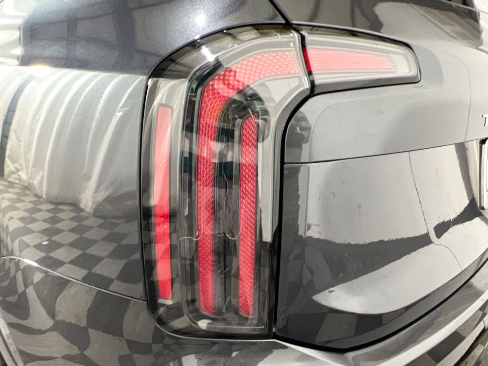 Used 2024 Kia Telluride EX X-Line image 16