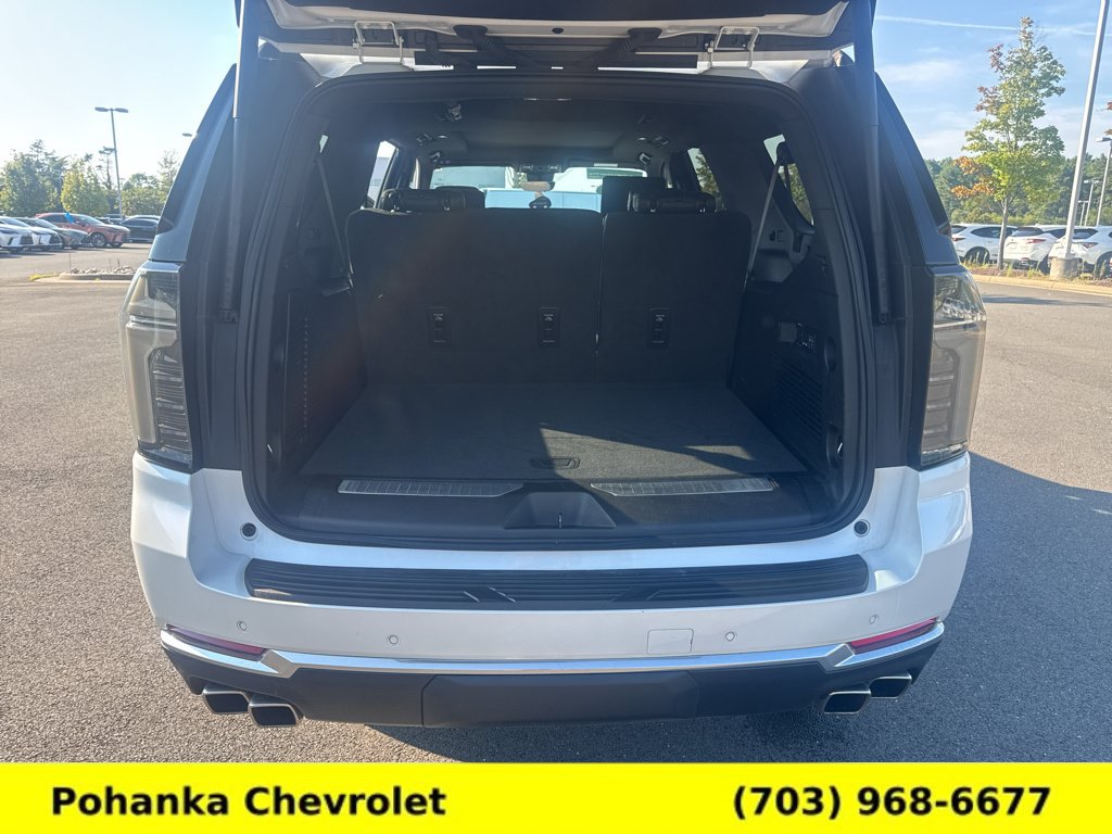 Used 2025 Chevrolet Suburban High Country AWD/4WD image 37