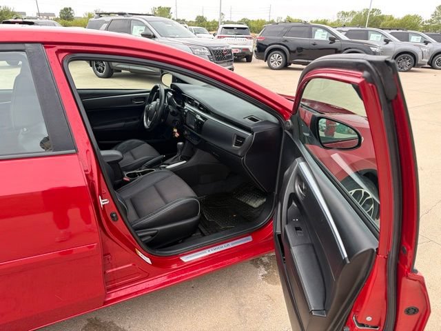 Used 2015 Toyota Corolla S w/ Body Protection Package #1 FWD image 17