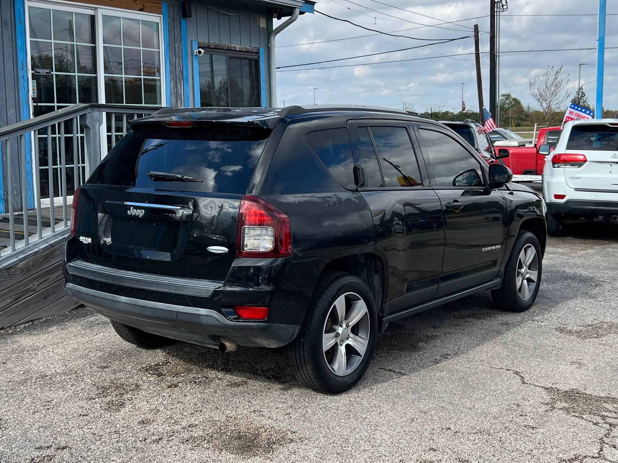 Used 2016 Jeep Compass Latitude image 6