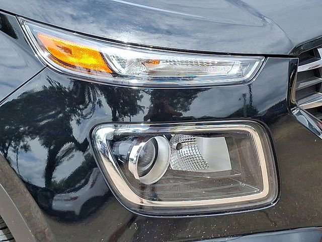 Used 2024 Hyundai Venue SEL image 10