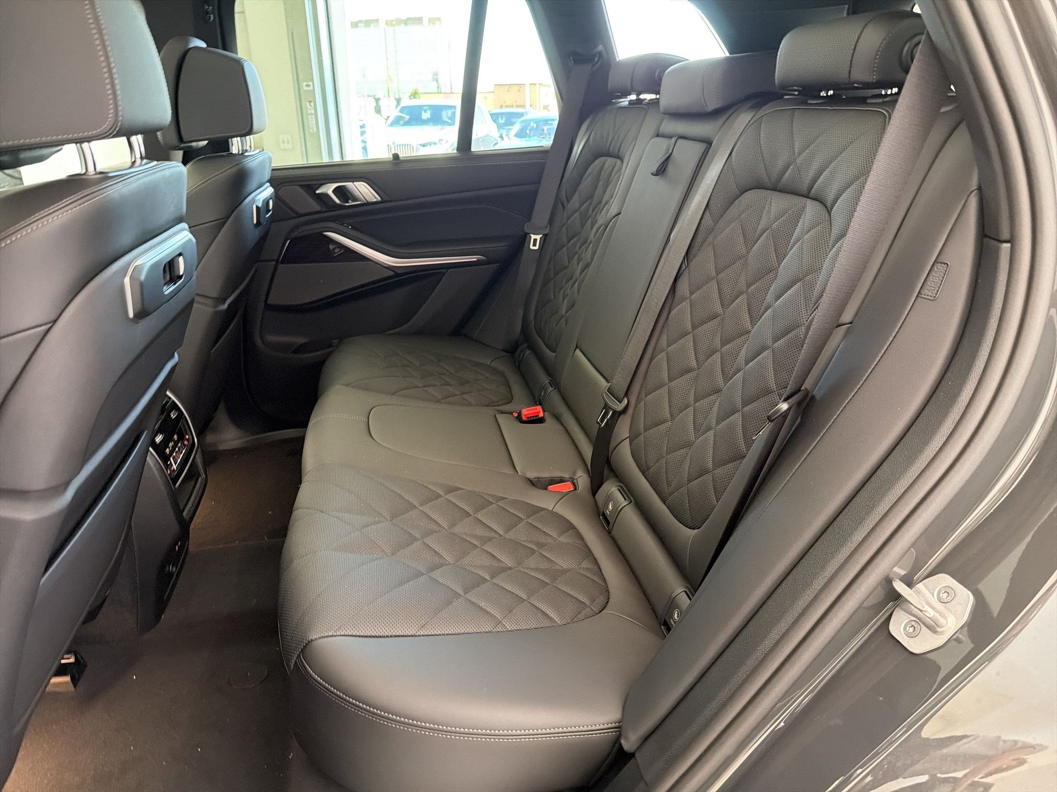 New 2026 BMW X5 xDrive40i AWD/4WD image 15