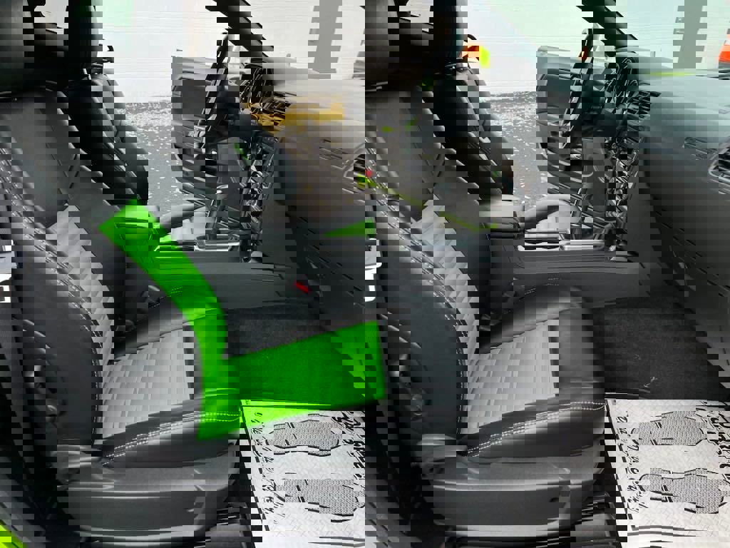 Used 2009 Dodge Challenger R/T image 39