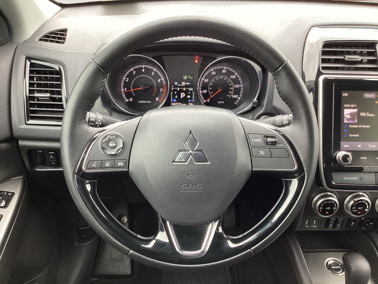Used 2023 Mitsubishi Outlander Sport SE image 17
