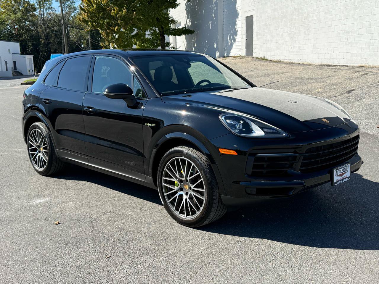 Used 2022 Porsche Cayenne Platinum Edition AWD/4WD image 42