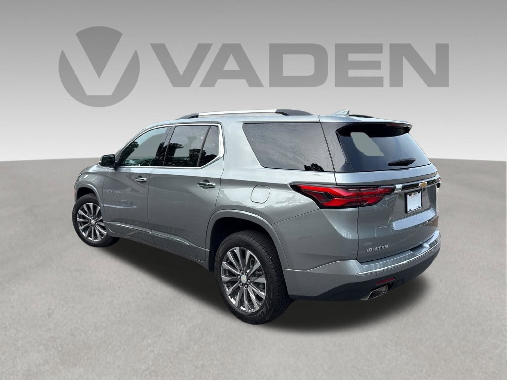 Used 2023 Chevrolet Traverse Premier FWD image 27