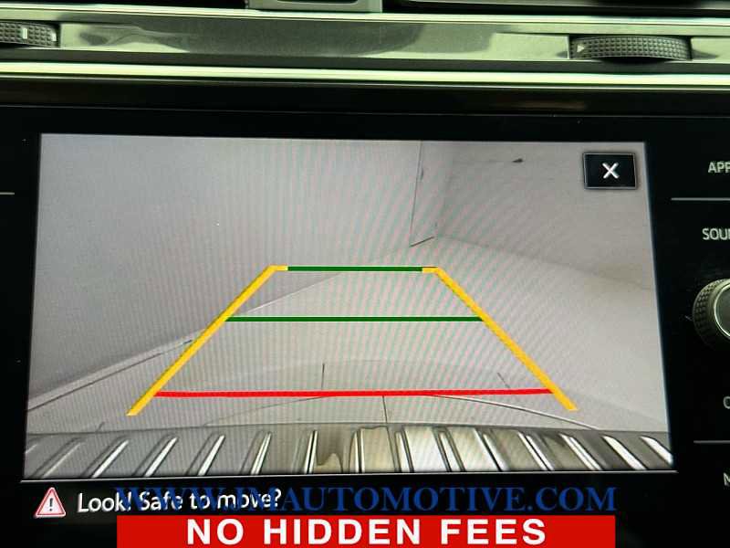 Used 2022 Volkswagen Tiguan SE image 31