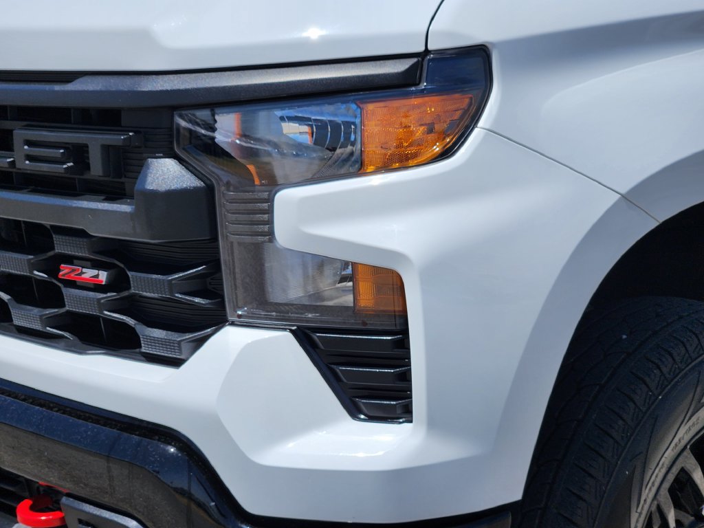 Used 2025 Chevrolet Silverado 1500 Custom Trail Boss AWD/4WD image 8