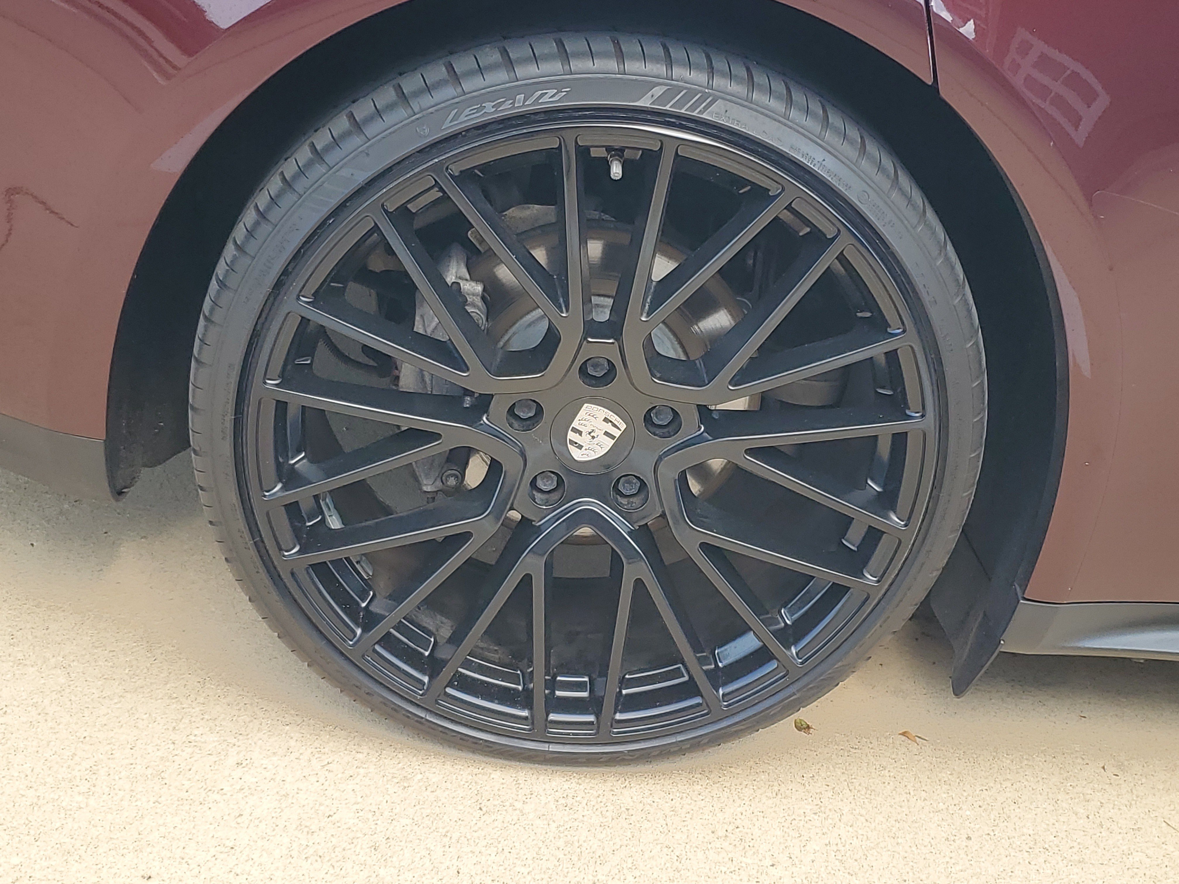 Used 2020 Porsche Panamera 4 AWD/4WD image 13