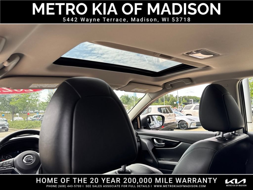 Used 2022 Nissan Rogue Sport SL w/ Premium Package AWD/4WD image 27