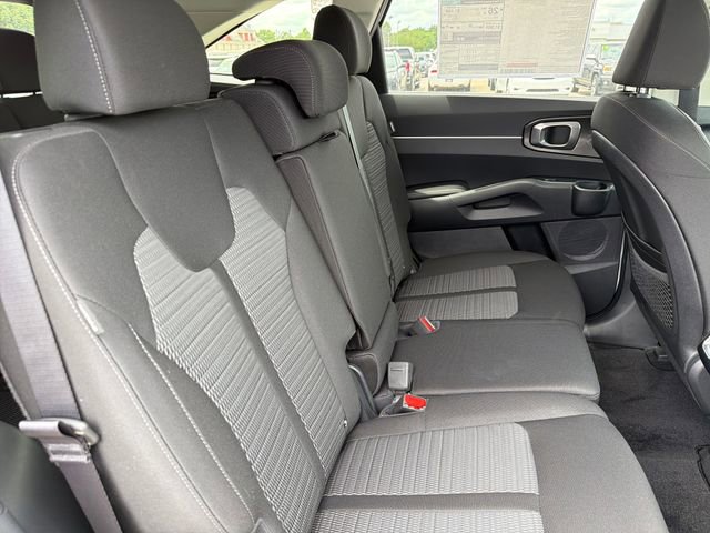 New 2026 Kia Sorento LX FWD image 22
