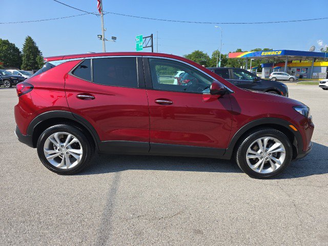 Used 2023 Buick Encore GX Preferred w/ Cold Weather Comfort Package FWD image 5