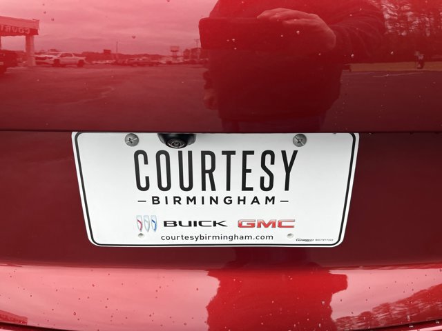 Used 2023 Buick Envision Avenir image 30