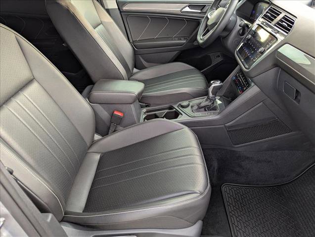 Used 2022 Volkswagen Tiguan SE image 20