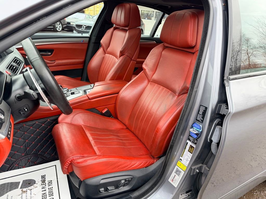 Used 2014 BMW M5 Base image 19