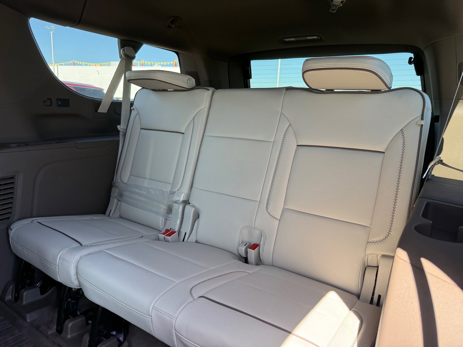 New 2026 GMC Yukon XL Denali w/ Sun & Power Step Package image 21