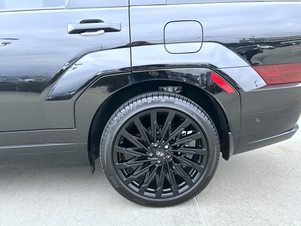 Used 2025 Hyundai Santa Fe Calligraphy image 25