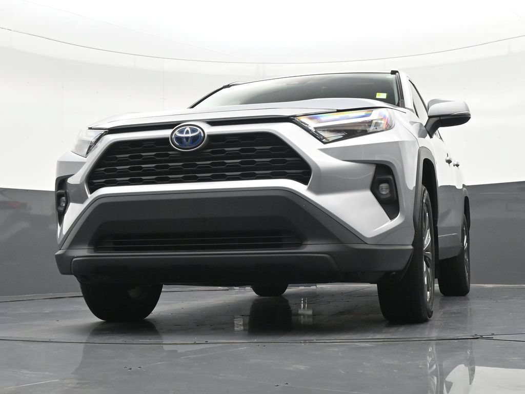 Used 2024 Toyota RAV4 XLE Premium w/ Weather Package AWD/4WD image 32