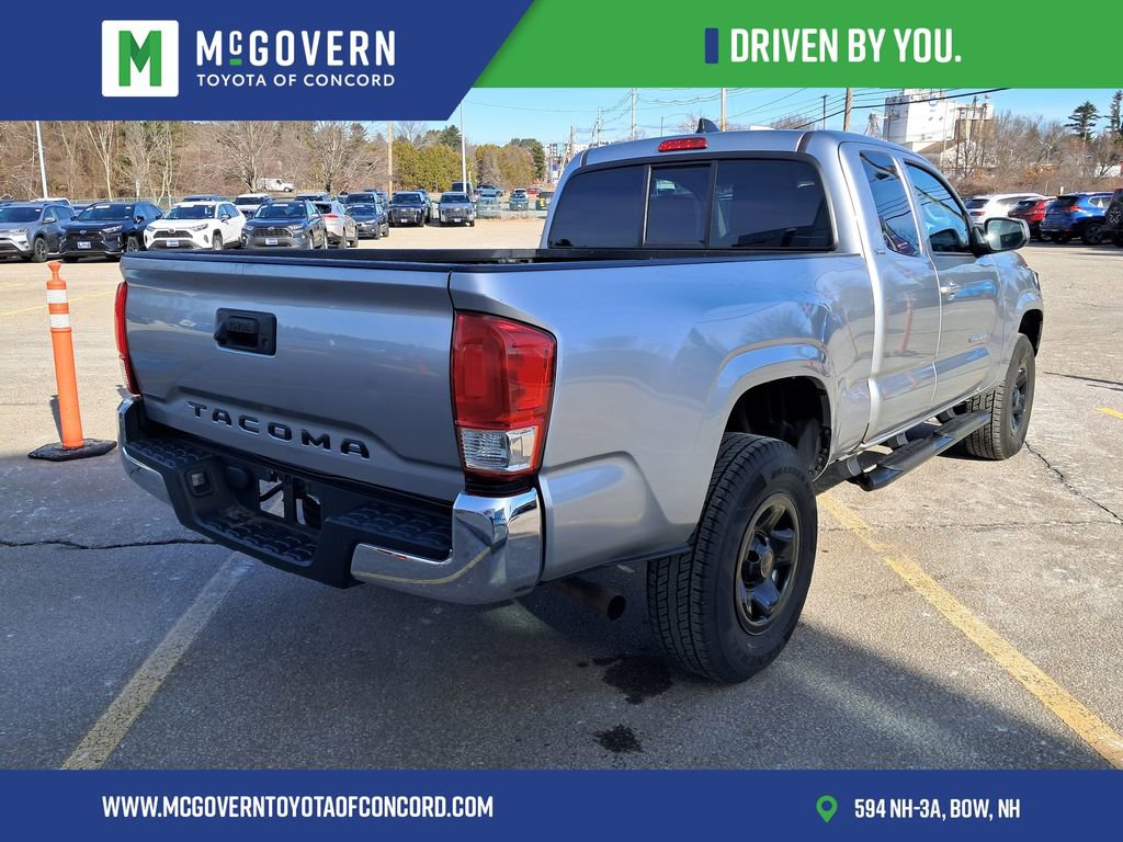 Used 2023 Toyota Tacoma SR5 RWD image 2