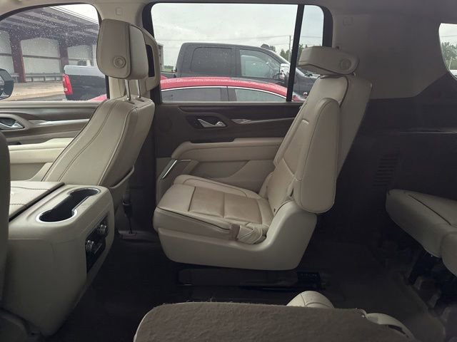 Used 2022 GMC Yukon XL Denali AWD/4WD image 12