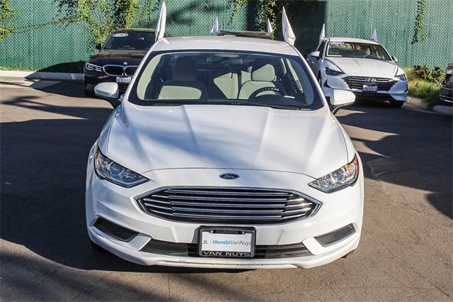 Used 2018 Ford Fusion S image 2