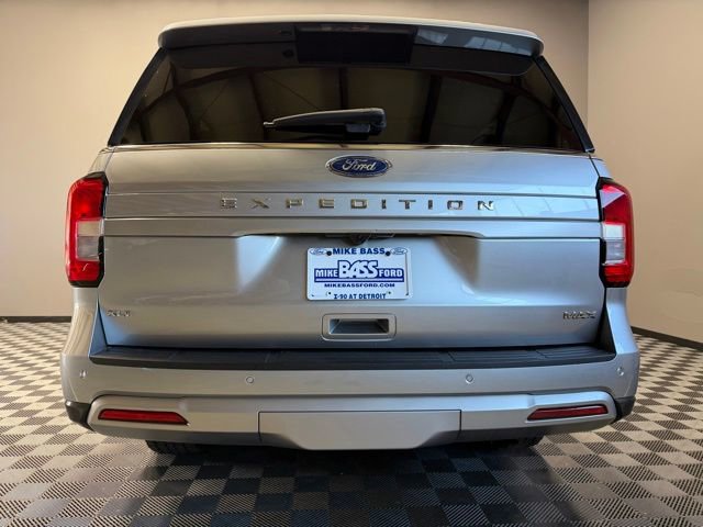 Used 2023 Ford Expedition Max XLT AWD/4WD image 10