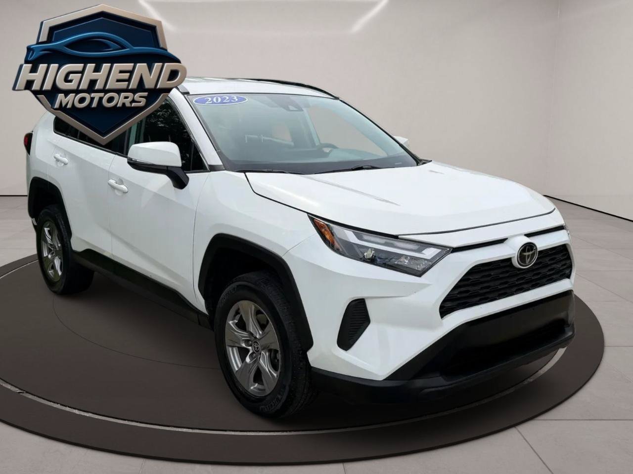 Used 2023 Toyota RAV4 XLE AWD/4WD image 8