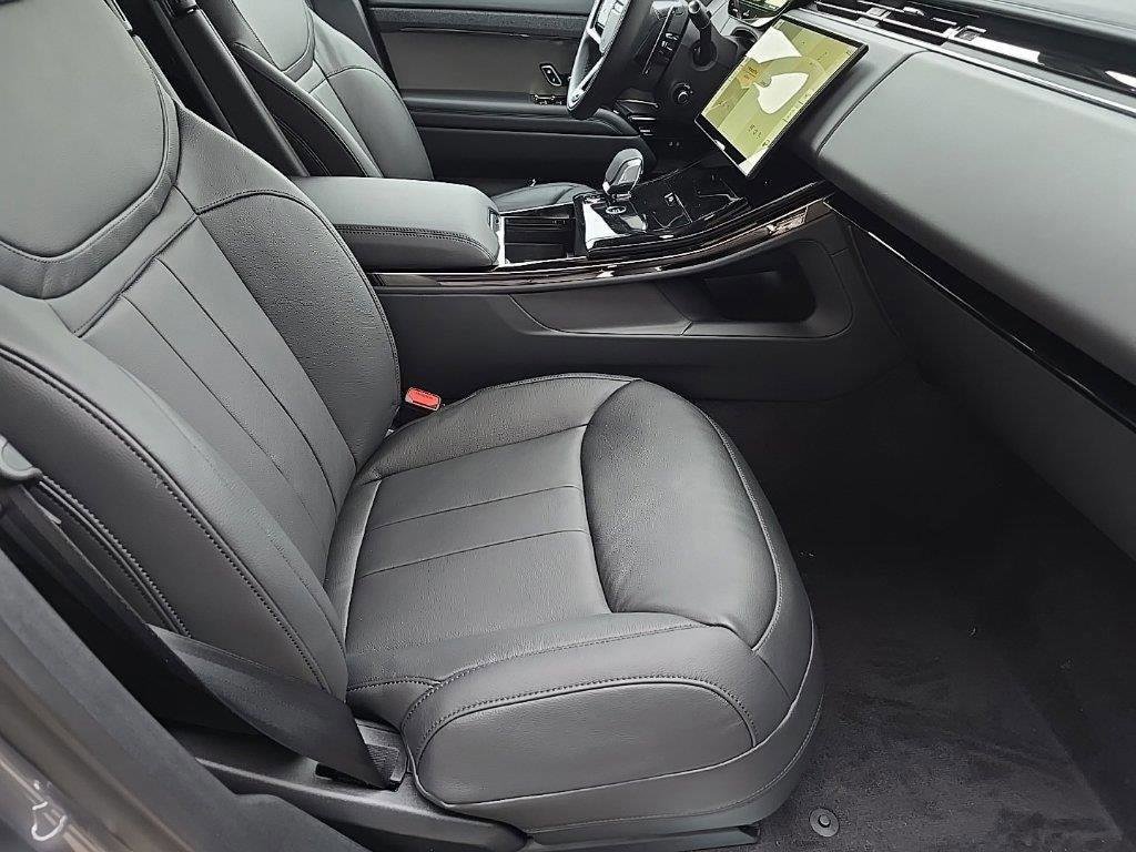 Certified 2025 Land Rover Range Rover Sport AWD/4WD image 7