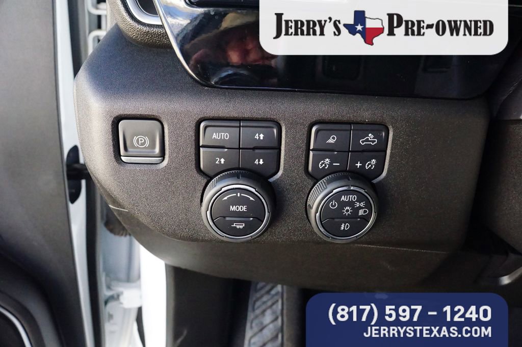 Used 2024 Chevrolet Silverado 3500 LT w/ Texas Edition image 16