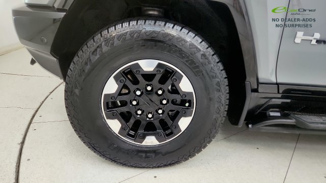 Used 2024 GMC Hummer EV 3X w/ Extreme Off-Road Package AWD/4WD image 88